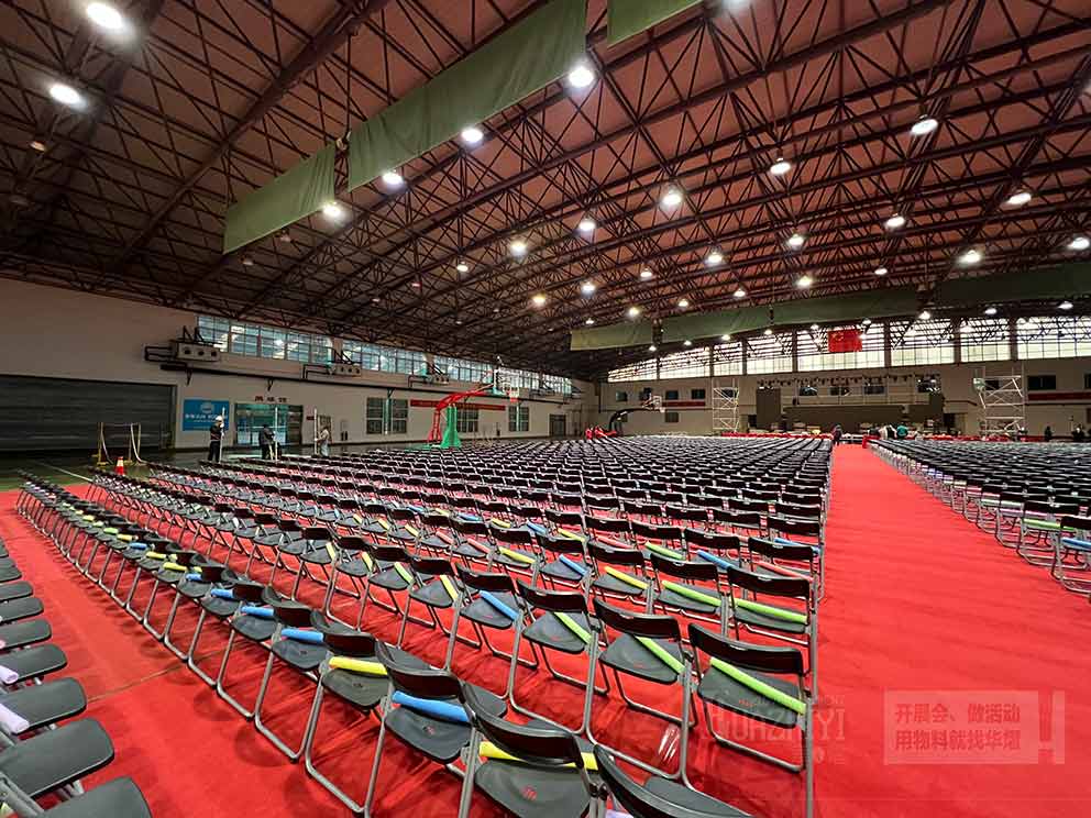 黑色折疊椅租賃使用現(xiàn)場直拍