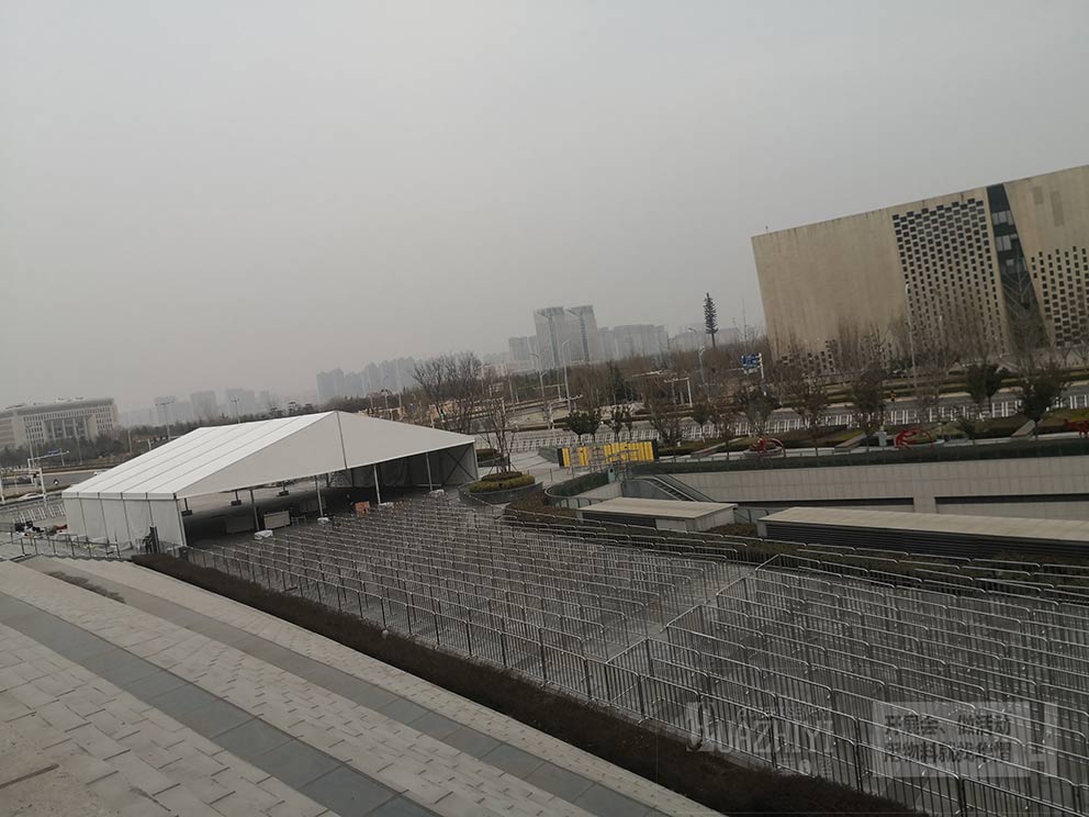 李建鄭州演唱會(huì)租賃華熠鐵馬護(hù)欄