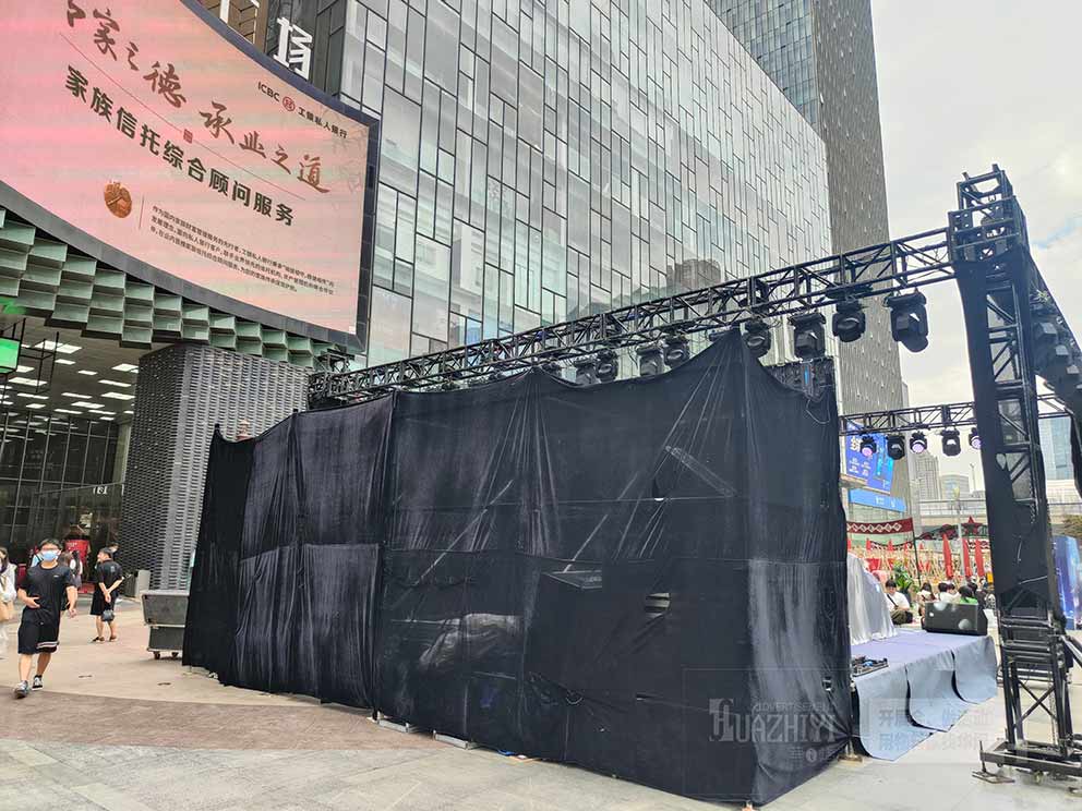 商場(chǎng)汽車品牌活動(dòng)現(xiàn)場(chǎng)租賃華熠雷亞架