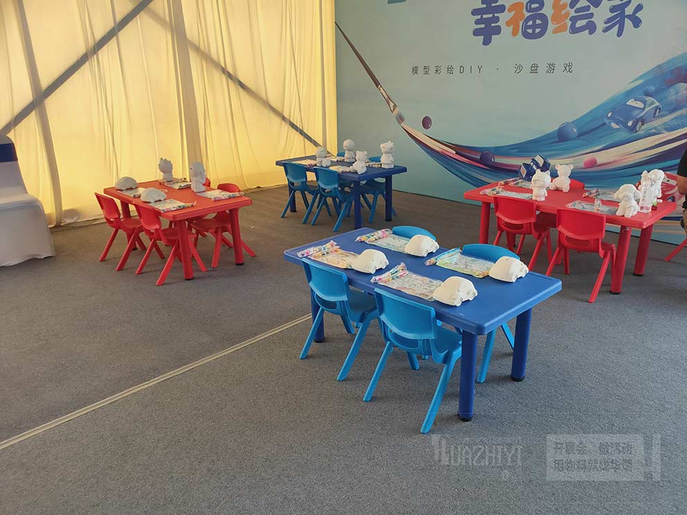 彩色兒童桌椅出租參與彩繪DIY游戲