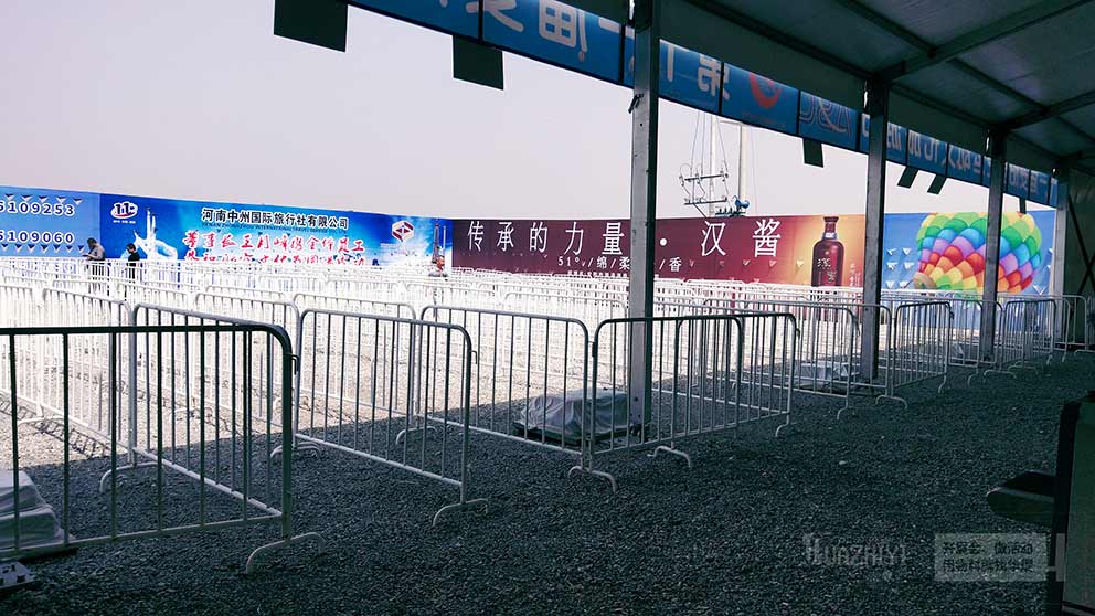 鐵馬護(hù)欄租賃出租廠家介紹租賃護(hù)欄的價(jià)格