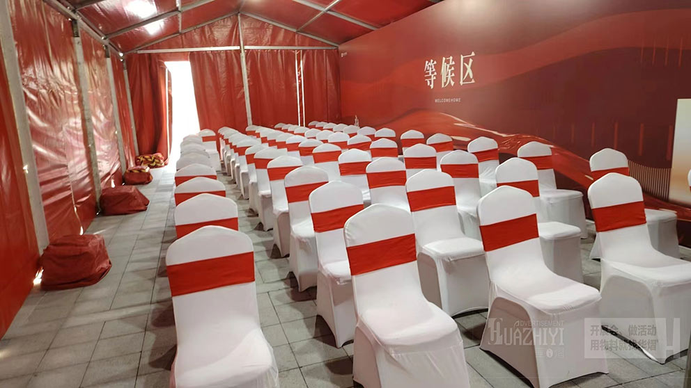 桌椅出租是一種更經(jīng)濟(jì)的活動解決方案