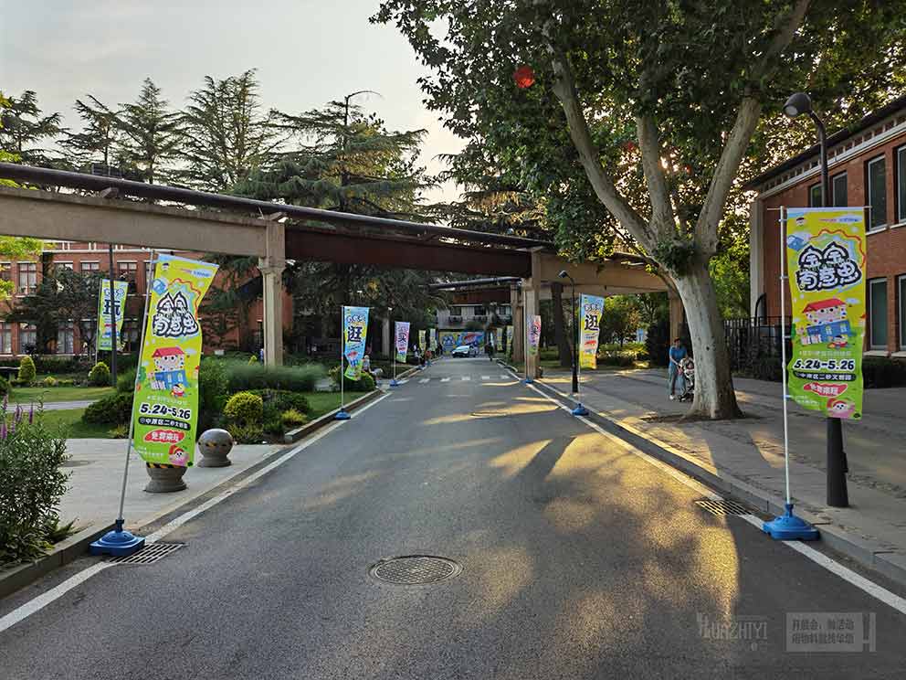 鄭州華熠物料出租廠家?guī)私獾榔旆N類