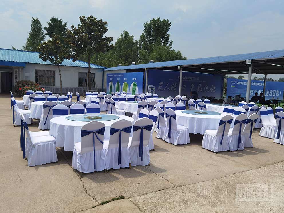 蔬菜觀摩季宴會桌椅是由鄭州桌椅租賃廠家提供