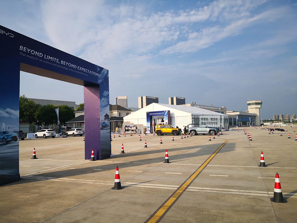 試駕現場探秘與洛陽篷房租賃廠家共賞玻璃篷房的魅力