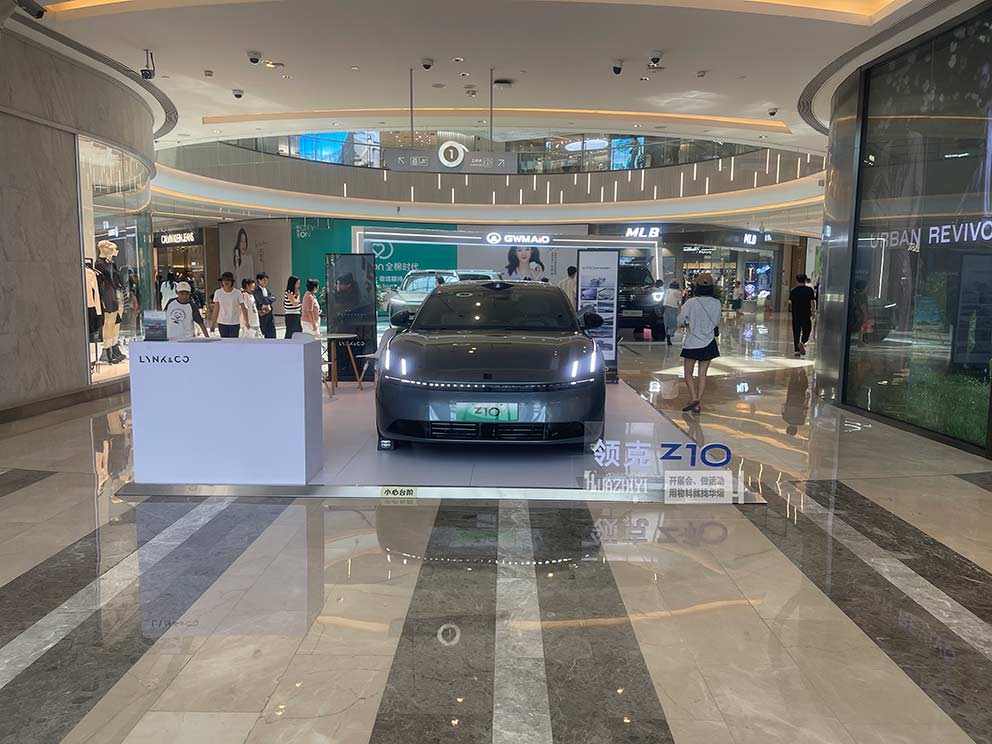 開封車展地臺出租鋪設(shè)商場臨時汽車展位