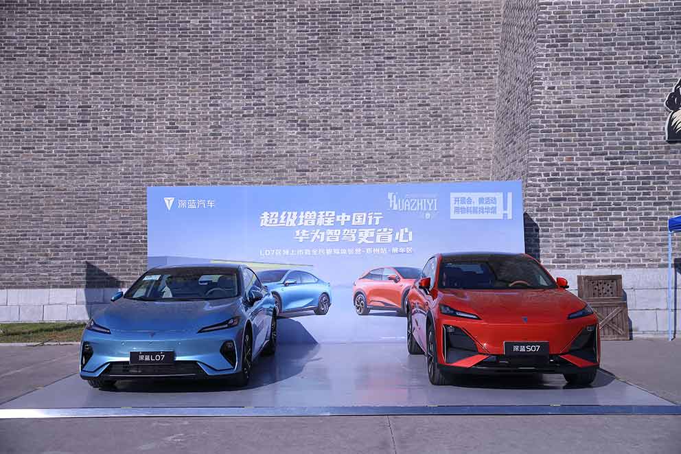 鄭州桁架出租搭建的桁架背景美觀結(jié)實