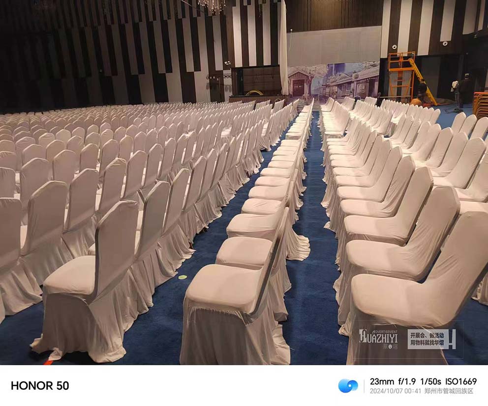 鄭州桌椅出租的價(jià)格范圍講解