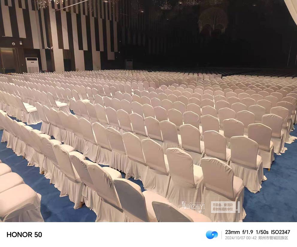 鄭州桌椅出租的價(jià)格范圍講解