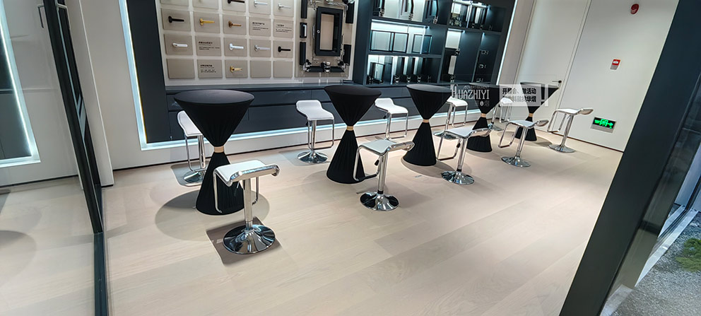 鄭州桌椅出租提供布置開業(yè)盛典現(xiàn)場座椅